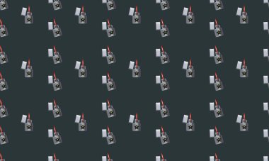 Farklı aksesuarlara sahip renkli arkaplan