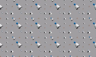 Farklı aksesuarlara sahip renkli arkaplan