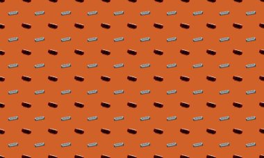 Farklı aksesuarlara sahip renkli arkaplan