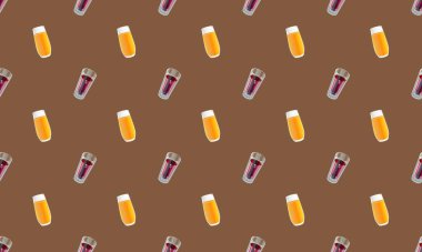 Farklı aksesuarlara sahip renkli arkaplan