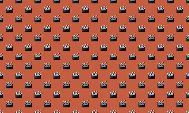 Farklı aksesuarlara sahip renkli arkaplan