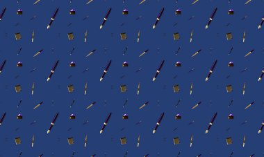 Farklı aksesuarlara sahip renkli arkaplan