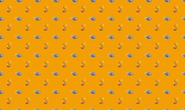 Farklı aksesuarlara sahip renkli arkaplan