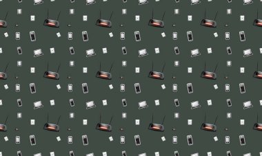 Farklı aksesuarlara sahip renkli arkaplan