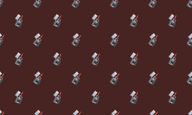 Farklı aksesuarlara sahip renkli arkaplan