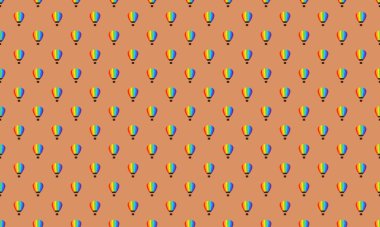 Farklı aksesuarlara sahip renkli arkaplan