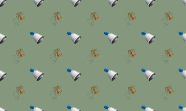 Farklı aksesuarlara sahip renkli arkaplan