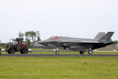 Yepyeni F35 ortak Stright avcı