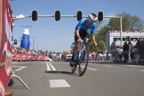 Kolarz, który uczestniczy w Giro italia 2016 — Zdjęcie stockowe