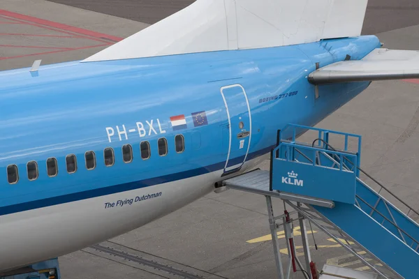 KLM avión listo para volar . —  Fotos de Stock