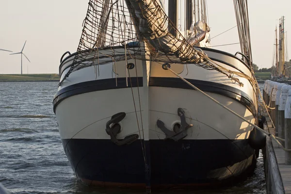 Vintage ship in the sun — Stock Photo, Image