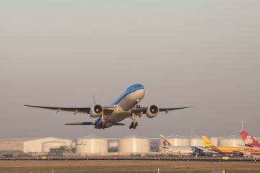 Uçan kuşlar için değil.