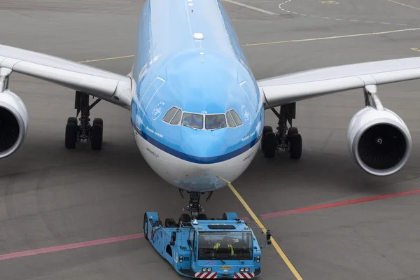 Dieses Flugzeug ist gerade gelandet — Stockfoto