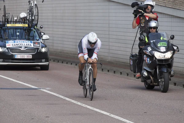 Professional cyclist in action — Stock Photo, Image