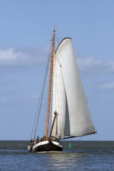 Traditionelles holländisches Segelschiff — Stockfoto