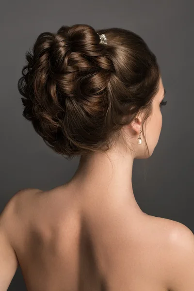 Penteado de casamento de beleza. Noiva. — Fotografia de Stock