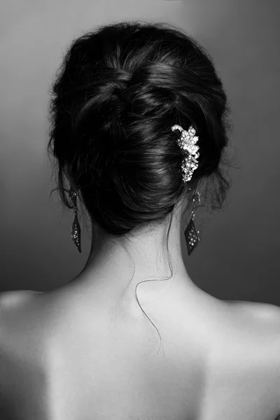 Beauty wedding hairstyle. Bride — Stock Photo, Image