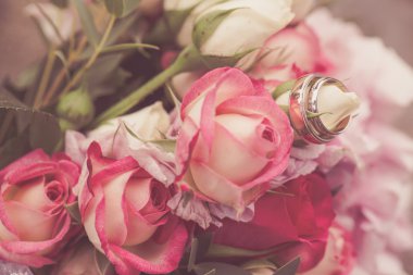 Evlilik yüzükleri. Düğün sembolleri, özellikler. Tatil, kutlama.