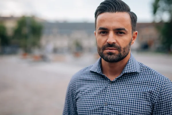 Portrait of a young elegant man. — Stock Photo, Image