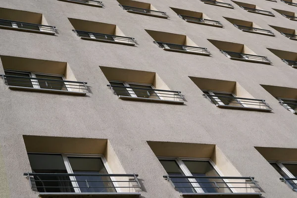 Gevel van een woongebouw — Stockfoto