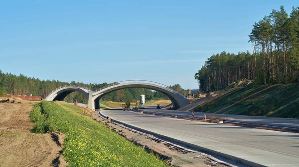 Dolle Allemagne Septembre 2019 Construction Pont Vert Pour Traversée Autoroute — Photo
