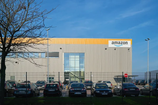 Magdeburg Németország November 2020 Amazon Online Csomagküldő Cég Disztribúciós Raktárai — Stock Fotó