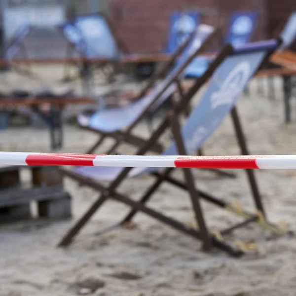 Barrera Bar Playa Cerrado Con Cinta Adhesiva Durante Pandemia Corona —  Fotos de Stock