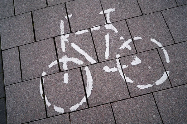 Marcatura Una Pista Ciclabile Nel Centro Della Città Magdeburgo Germania — Foto Stock