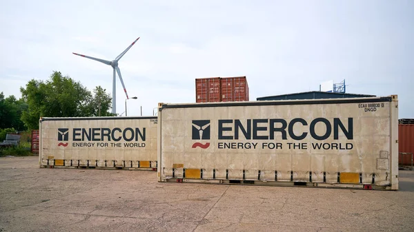 2021年6月15日 德国马格德堡 德国马格德堡市北部一家风力涡轮机制造商Enercon公司的材料容器 — 图库照片