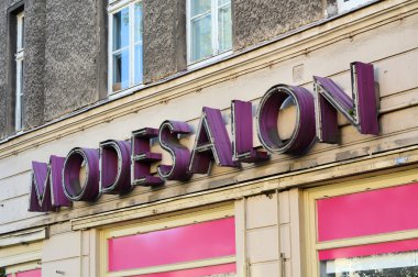 Eski neon işareti