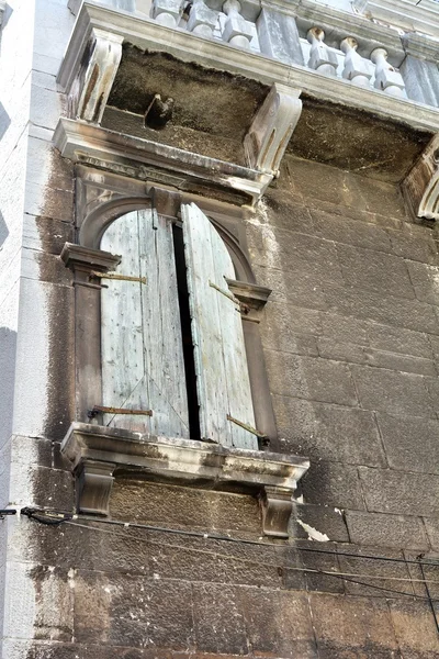 Facade in Rovinj — Stock Photo, Image