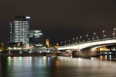 Köln, gece
