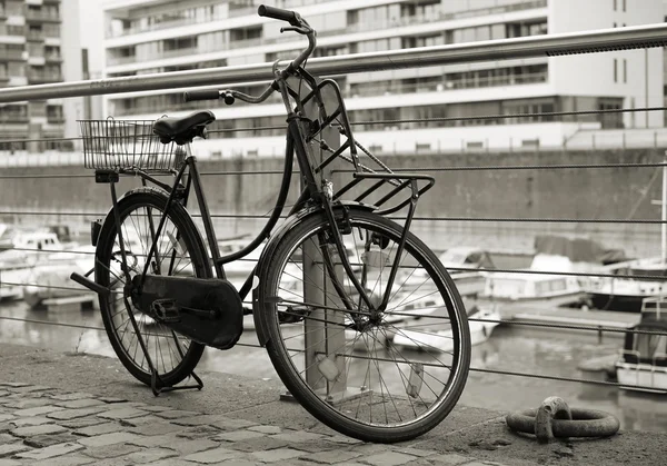 Fiets in Keulen — Stockfoto