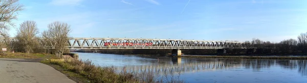 Pont ferroviaire sur l'Elbe — Photo