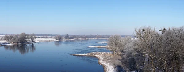 Elbe rivier in de buurt van Magdeburg — Stockfoto