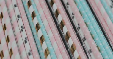 Kağıt rulolarının döndürülmesi