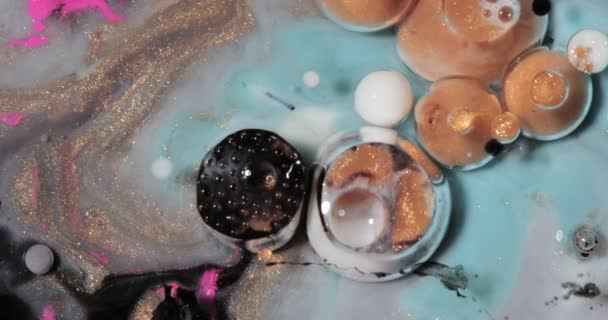 Vloeibare Verf Mengen Kunstwerk Met Splash Werveling — Stockvideo