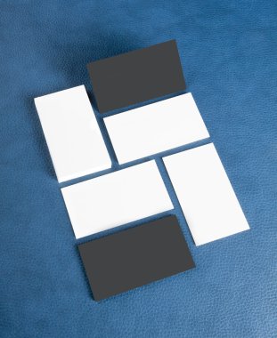 mavi deri arka plan üzerinde boş kartvizit