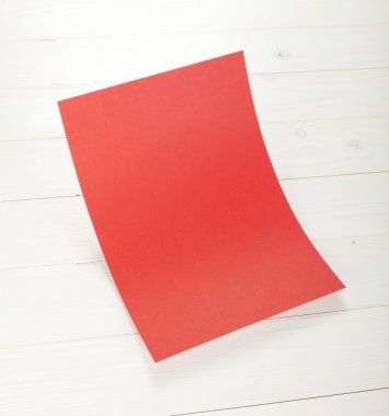 Boş afiş poster tasarım yerine ahşap arka plan üzerinde.