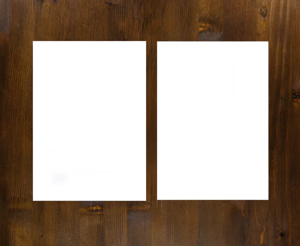Prázdné leták plakát na dřevo nahradit váš design. — Stock fotografie