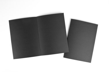 Dergi, kitapçık, kartpostal, kartvizit veya broşür mockup te