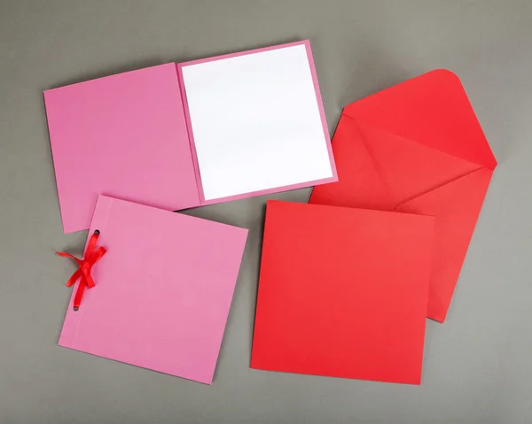 Set de diseño romántico. Para ser utilizado para postales, invitaciones, tarjetas, sobres de diseño . — Foto de Stock