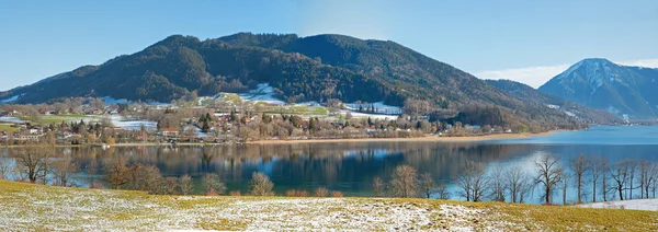 Beutiful paisagem tegernsee no início da primavera — Fotografia de Stock