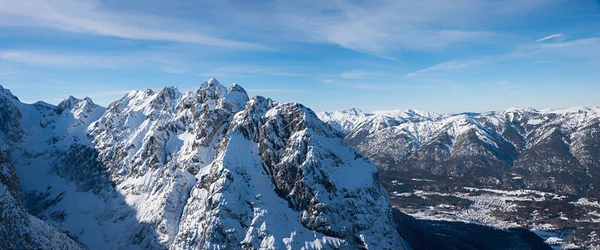 Vista Desde Cumbre Osterfelderkopf Hasta Montaña Waxenstein Hermoso Paisaje Invierno —  Fotos de Stock
