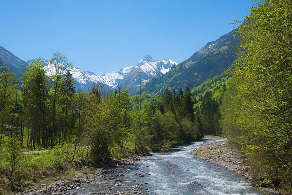 Traumhafte Frühlingslandschaft Trettach Und Tal Blick Auf Verschneite Allgäuer Alpen — Stockfoto