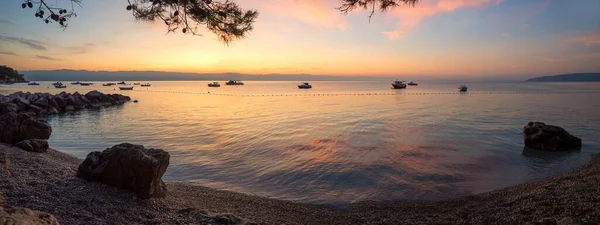 Vacker Soluppgång Landskap Stranden Moscenicka Draga Kroatien Sommar Resort Utsikt — Stockfoto