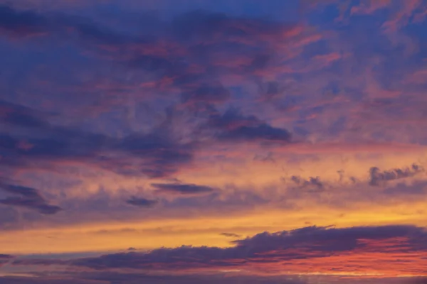 Pôr do sol céu fundo em cores pastel macio — Fotografia de Stock