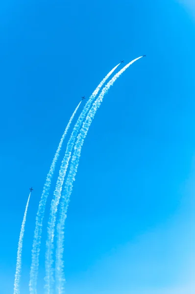 Acrobat Aircraft attack in turbo fly on the sky — Stock Photo, Image