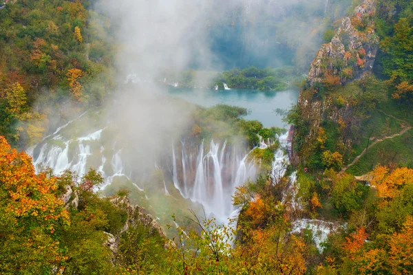 Cascade les lacs de Plitvice — Photo