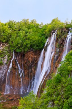 Şelale Plitvice Gölleri